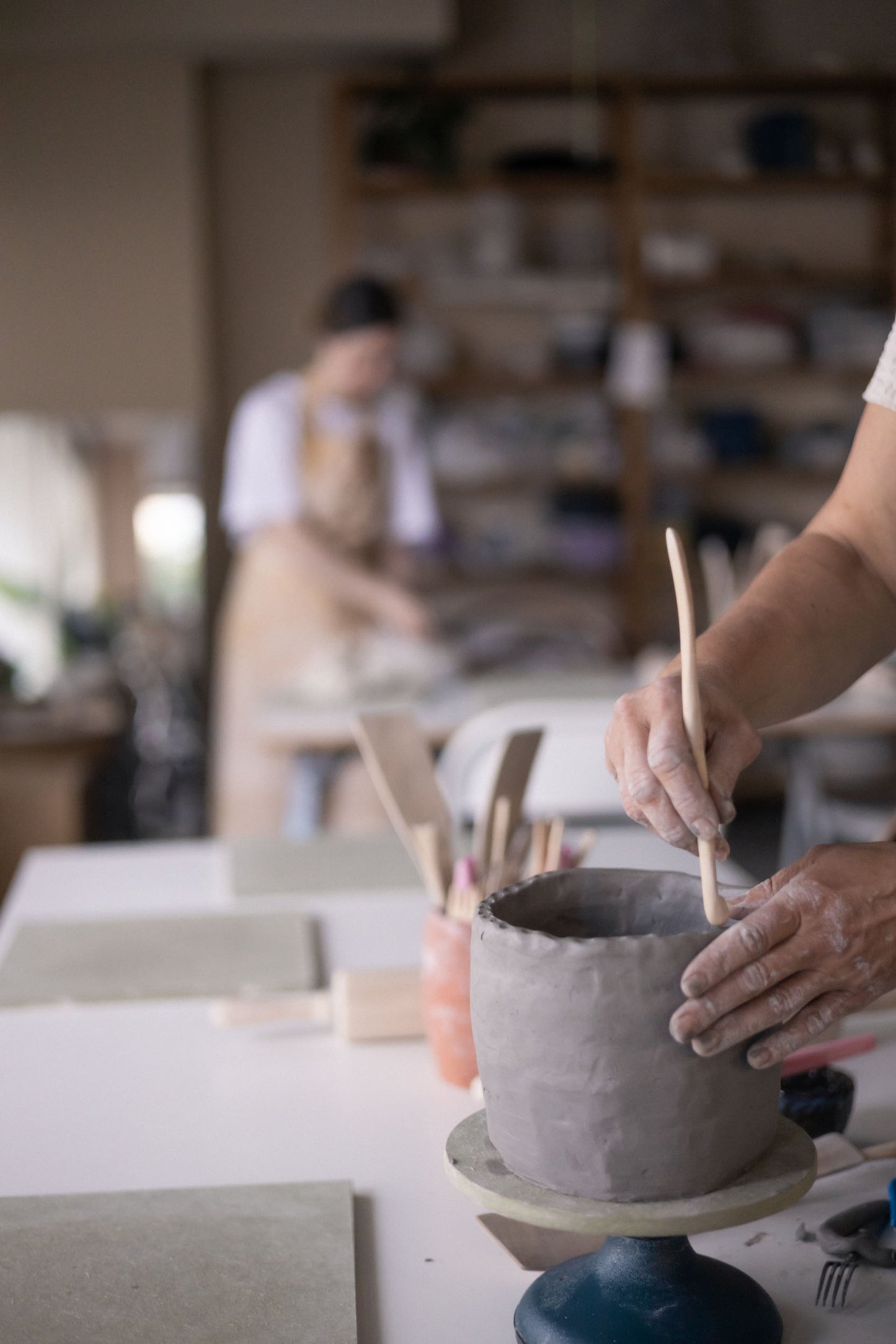 pottery class i keramik studio Leera
